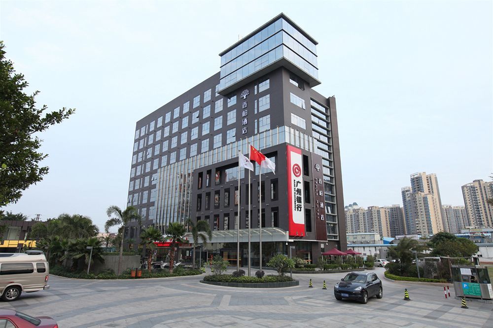 Cedar Hotel Yuzhu Exterior photo